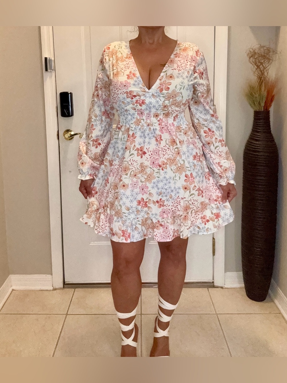 SHEIN White Floral V-Neck Long Sleeve Mini Dress
